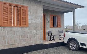 Casa para temporada em Arroio do Silva a 900m do mar